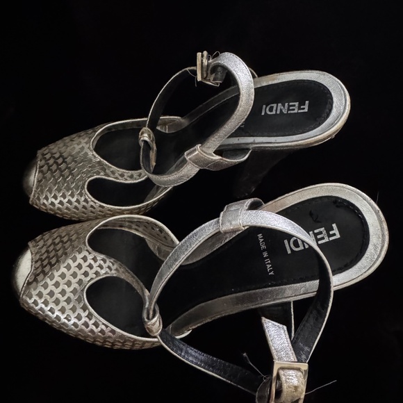 Fendi heels - Picture 3 of 7